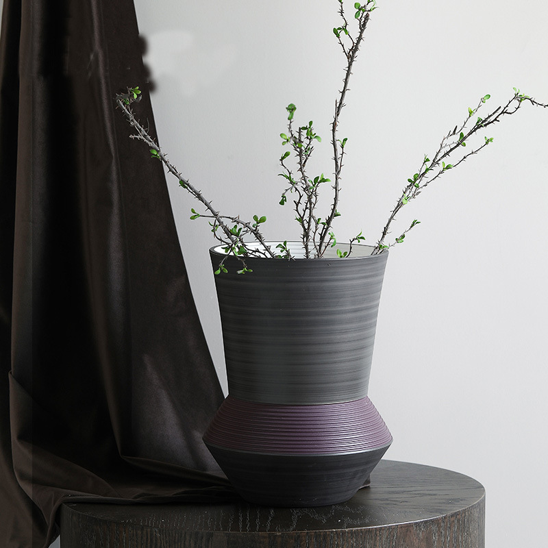 Ceramic vase (6)