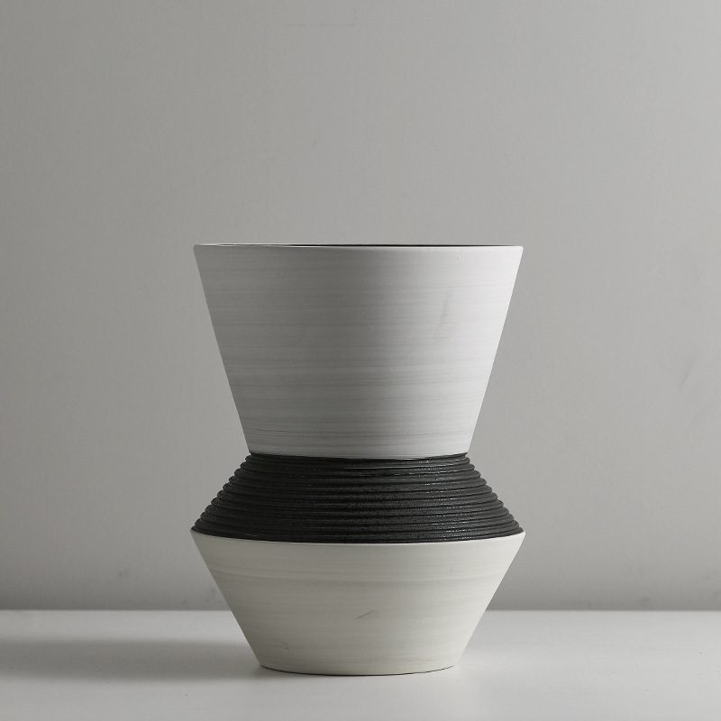 Ceramic vase (6)