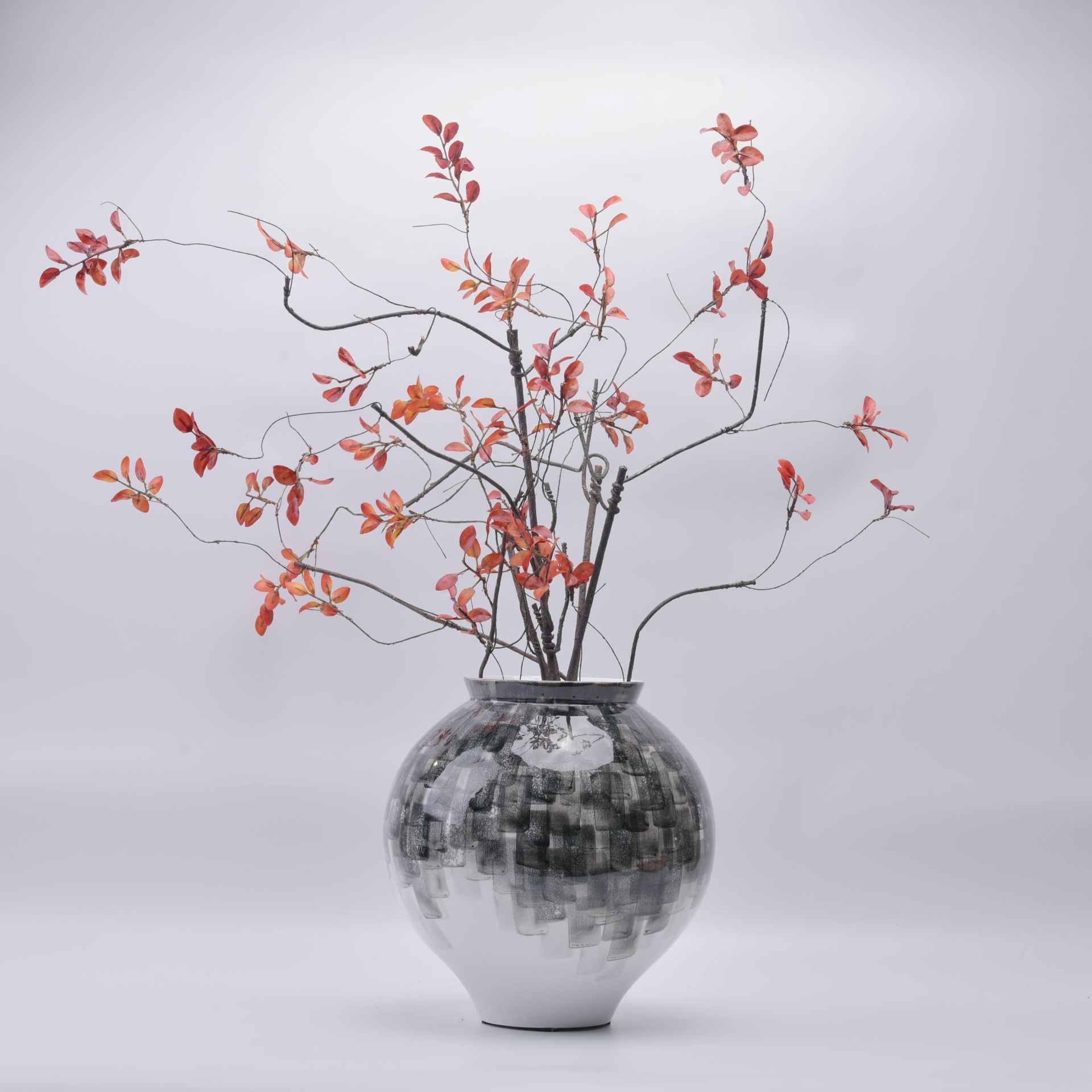 Creative ceramic vase (1)