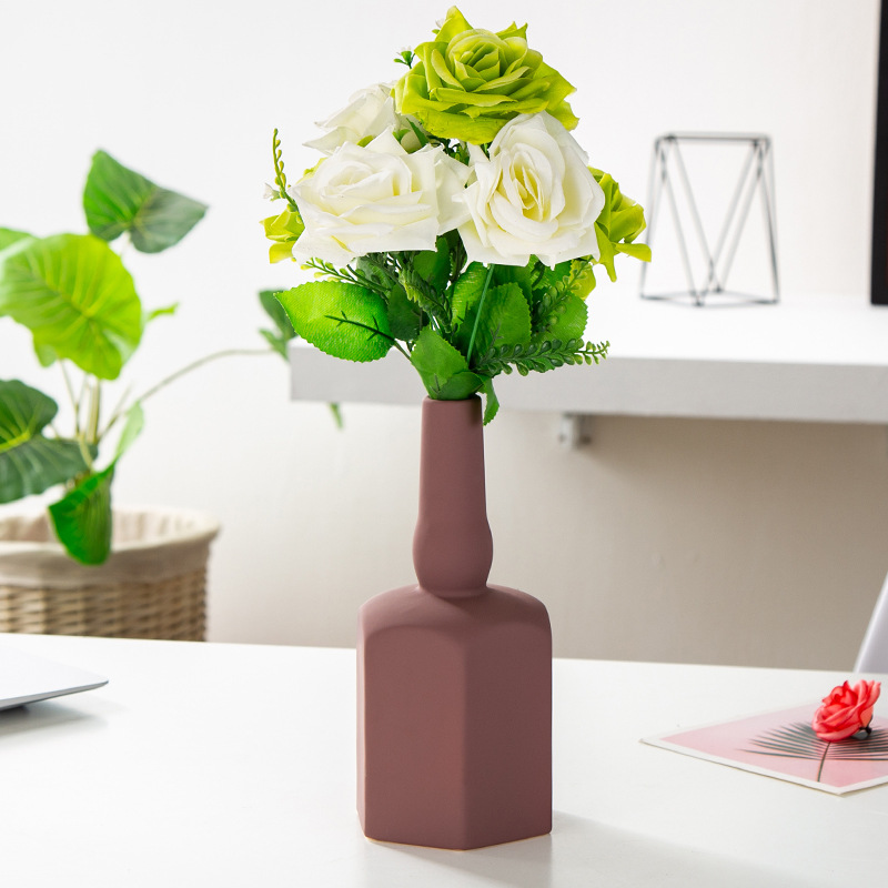 Creative vase