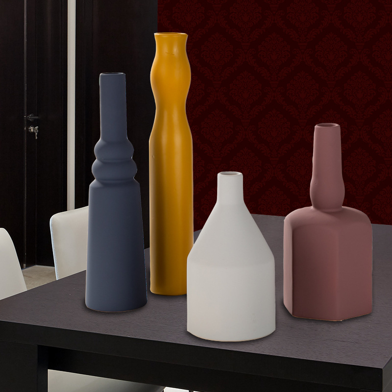 Creative vase