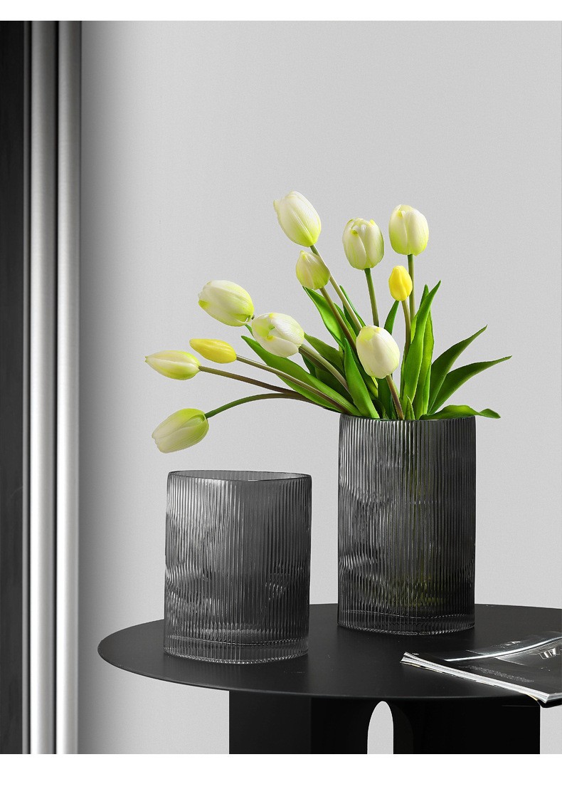 Glass vase