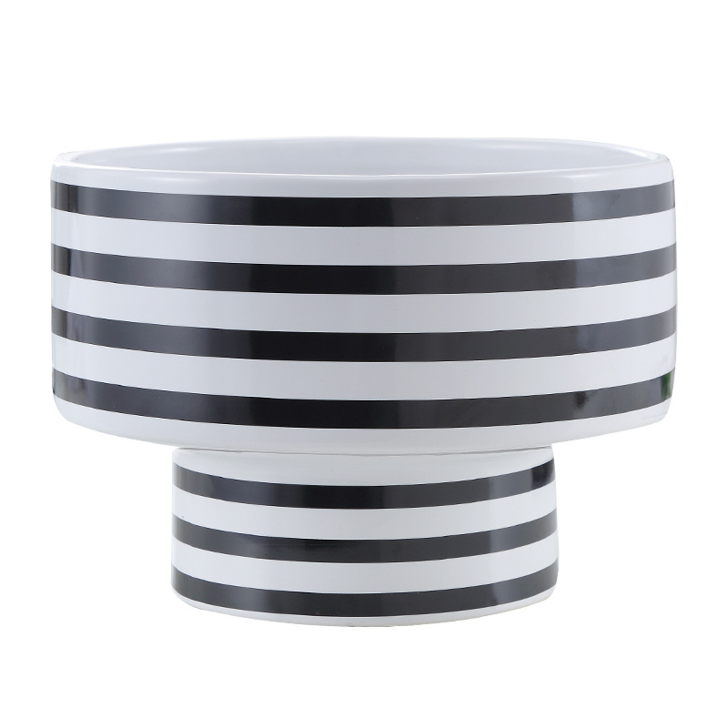 black and white vase