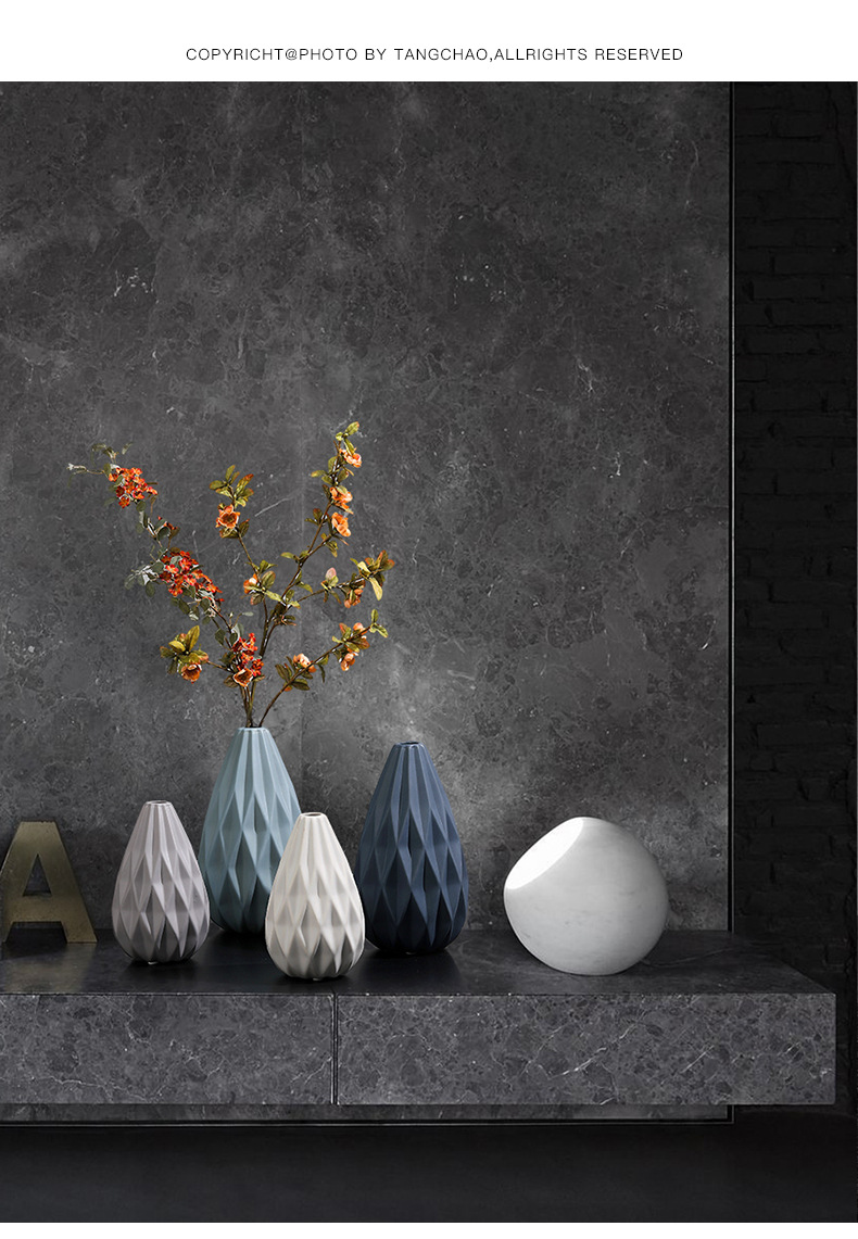 Ceramic vase modern 10