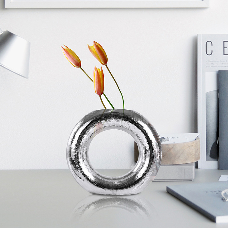 Ceramic vase silver 4