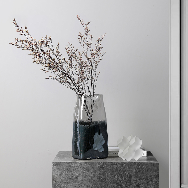 Glass vase elegant 2