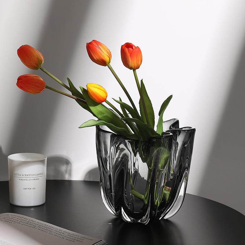 Glass vase elegant grey (1)