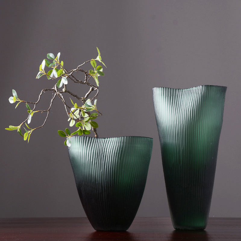 Glass vase just green (1)