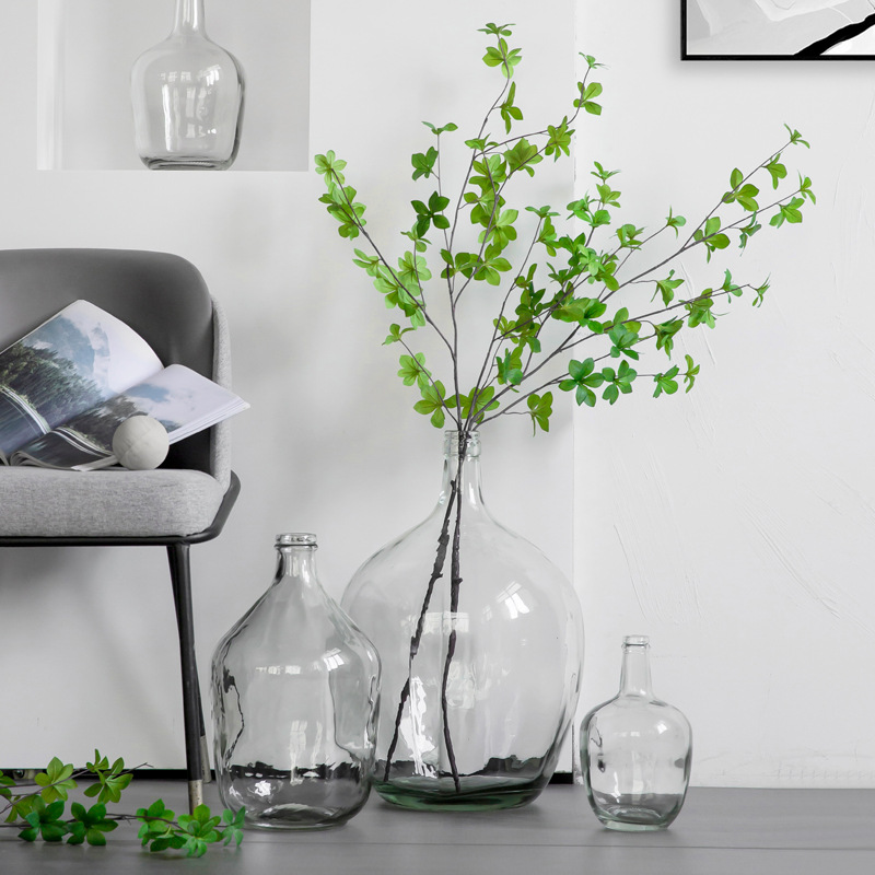 Glass vase transparent 3