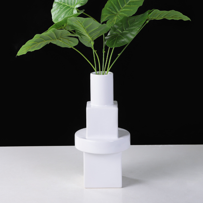 White creative ceramic vase (4)