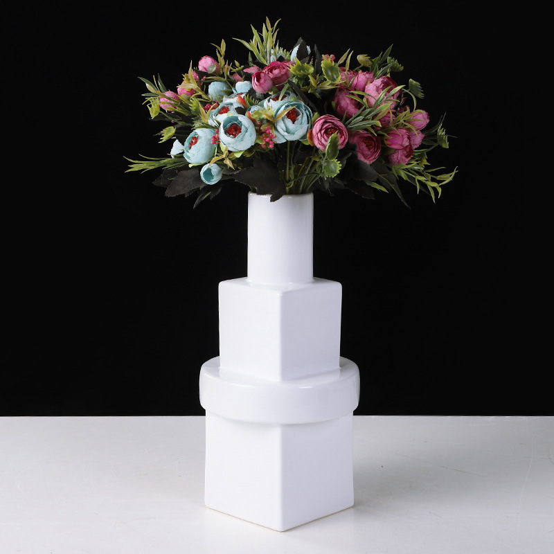 White creative ceramic vase (4)