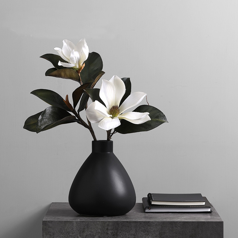 Ceramic vase "black and white 3"