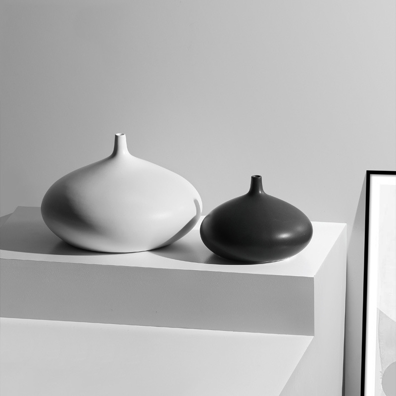 ceramic vase black and white 6