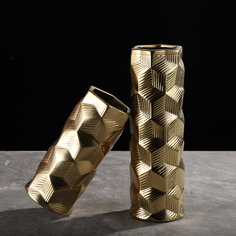 ceramic vase golden modern