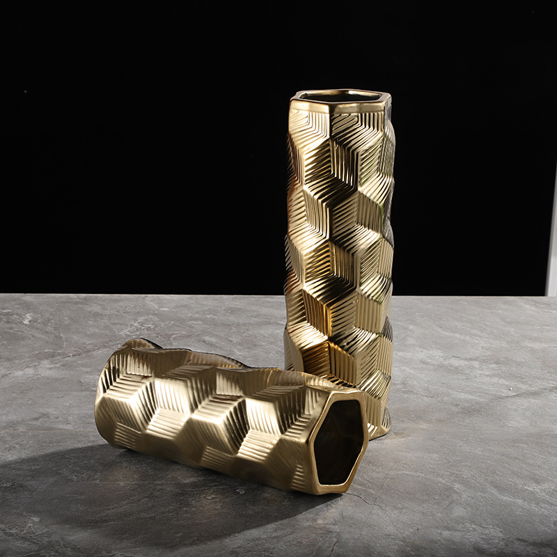 ceramic vase golden modern