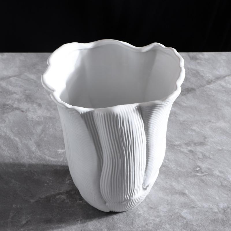 Ceramic vase "modern" flower
