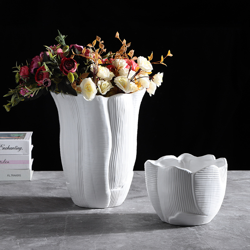 Ceramic vase "modern" flower