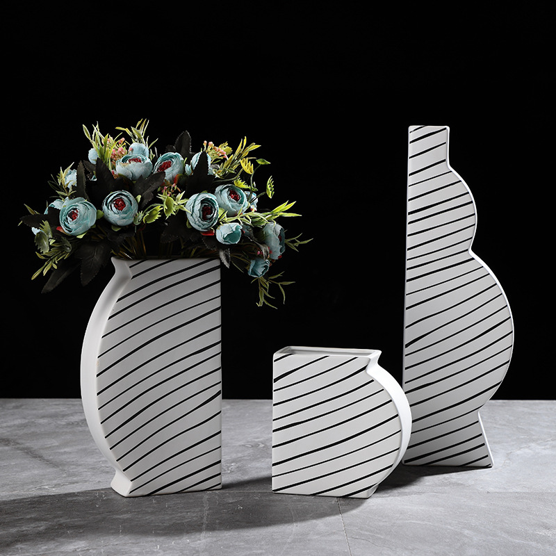 ceramic vase "moden 4"