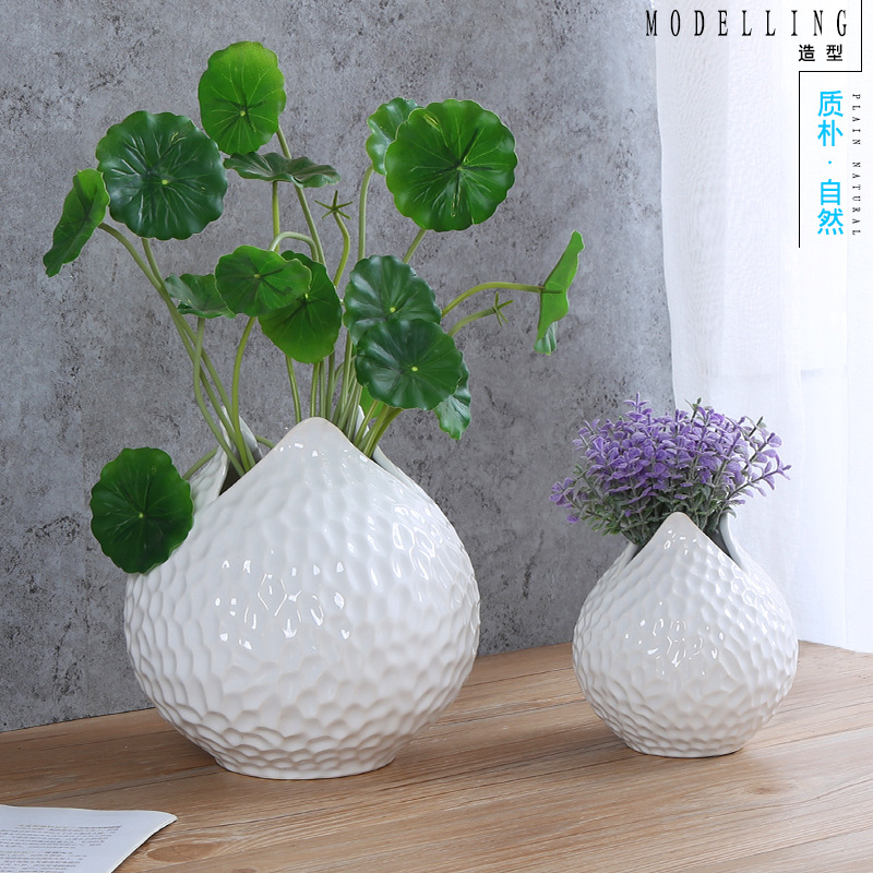 Ceramic vase " seed"