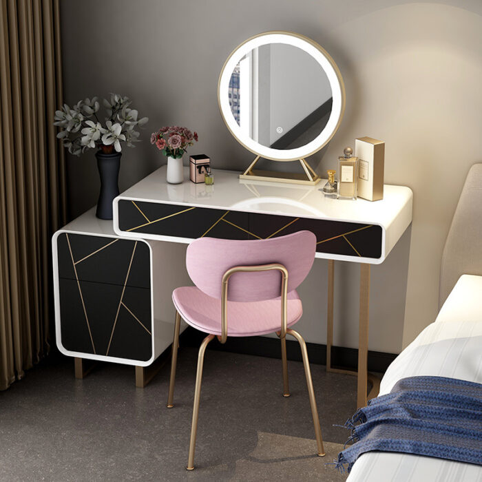 make up table whole set