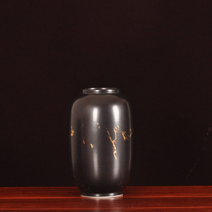 vase decoration ink
